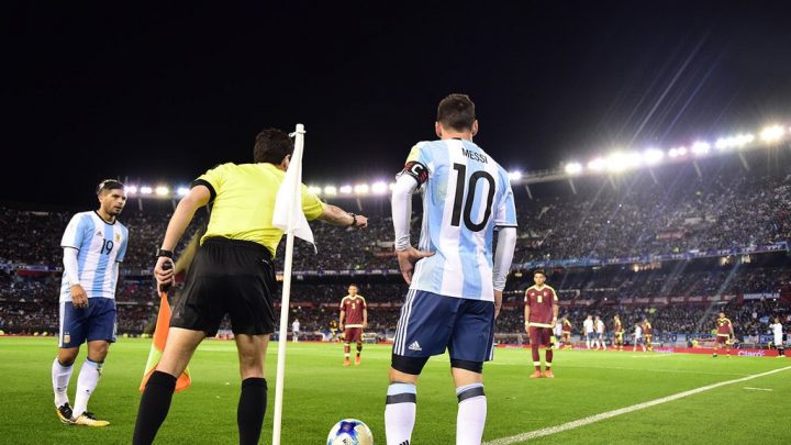 Argentina: tornano i tifosi allo stadio. Ma senza Green pass, nè tampone negativo