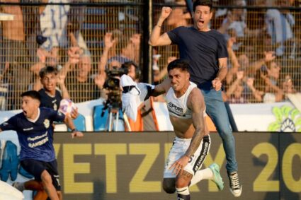 Maradona e i pibes: così il ‘piccolo’ Gimnasia ha vinto el Clásico di La Plata